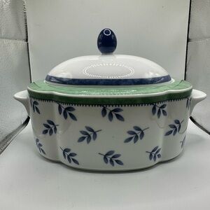 Villeroy & Boch Switch 3 Oval Covered Vegetable Dish 6" Opening